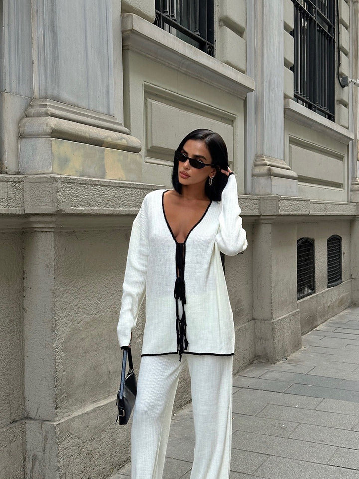 Stylish Two Piece Knitwear Set - Ecru & Black
