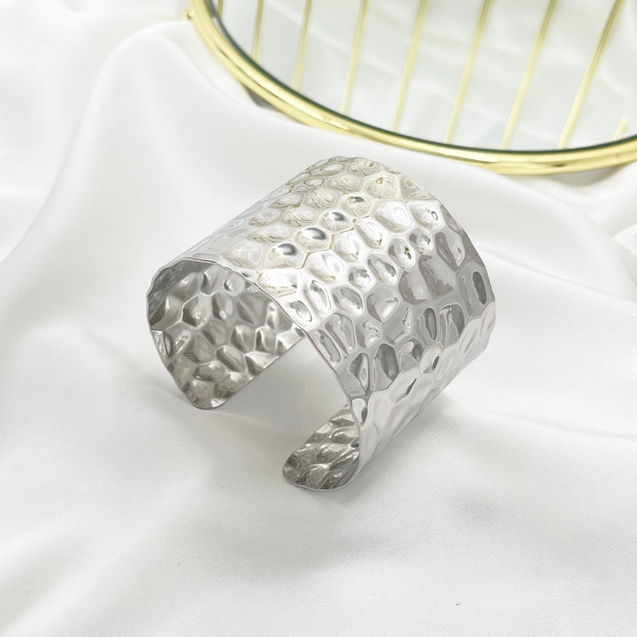 Steel bracelet