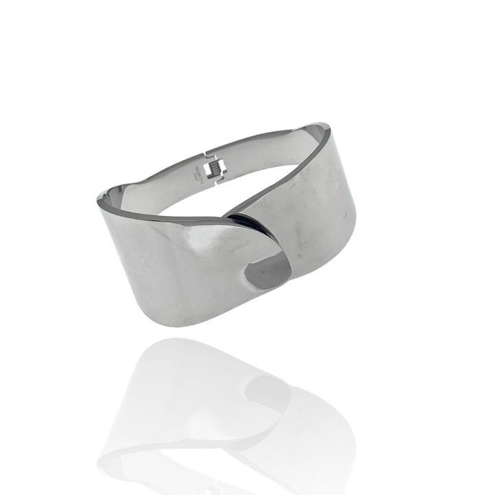 Steel bracelet
