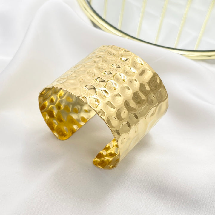 Steel bracelet