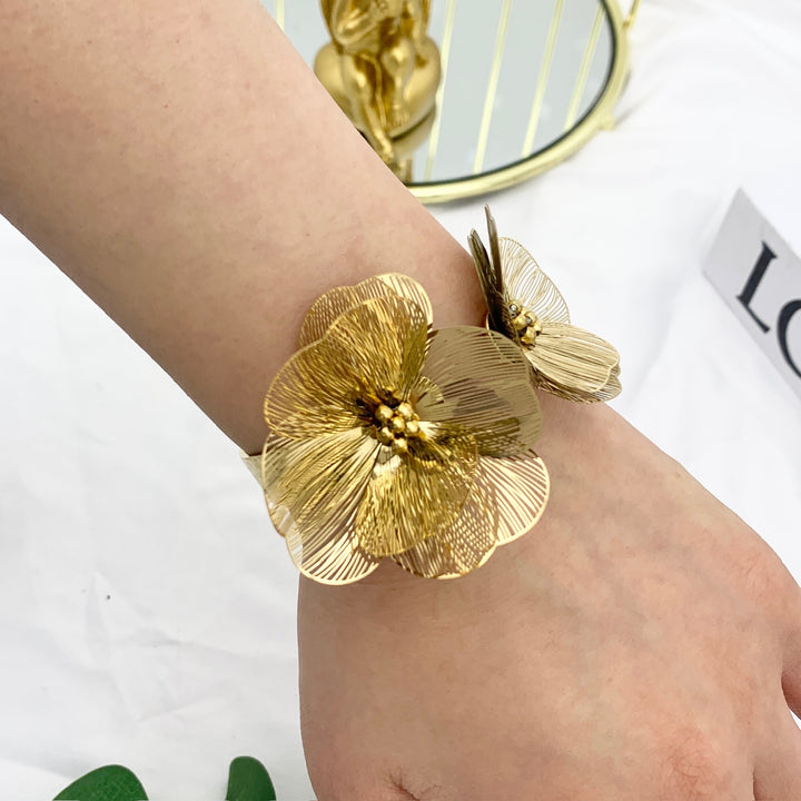 RIGID BRACELET, BRACELET