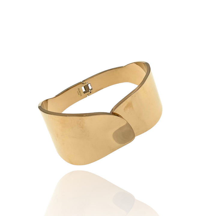 Steel bracelet