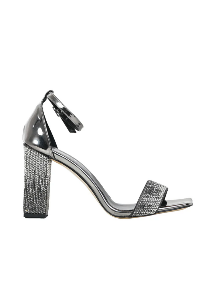 'Garland' sandal