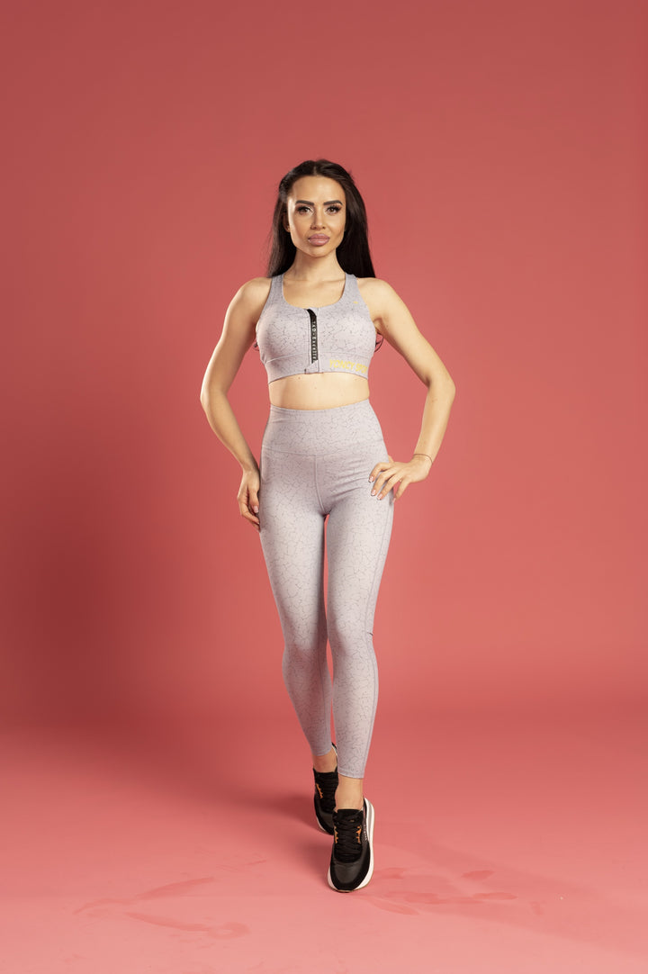 https://yoncy.bg/image/catalog/Yoncy_models_images/SS2022/20350206/image00004.jpeg-4