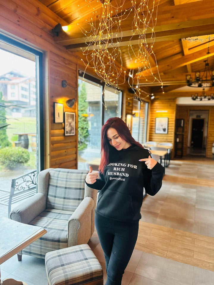 LOOKING FOR RICH HUSBAND HOODIE