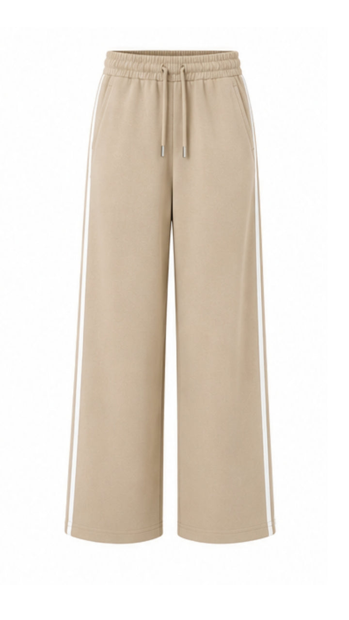 TOKYO Contrast Knit Set – Beige