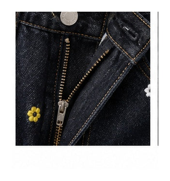 Women’s Yoncy Wide-Leg Jeans with Floral Details