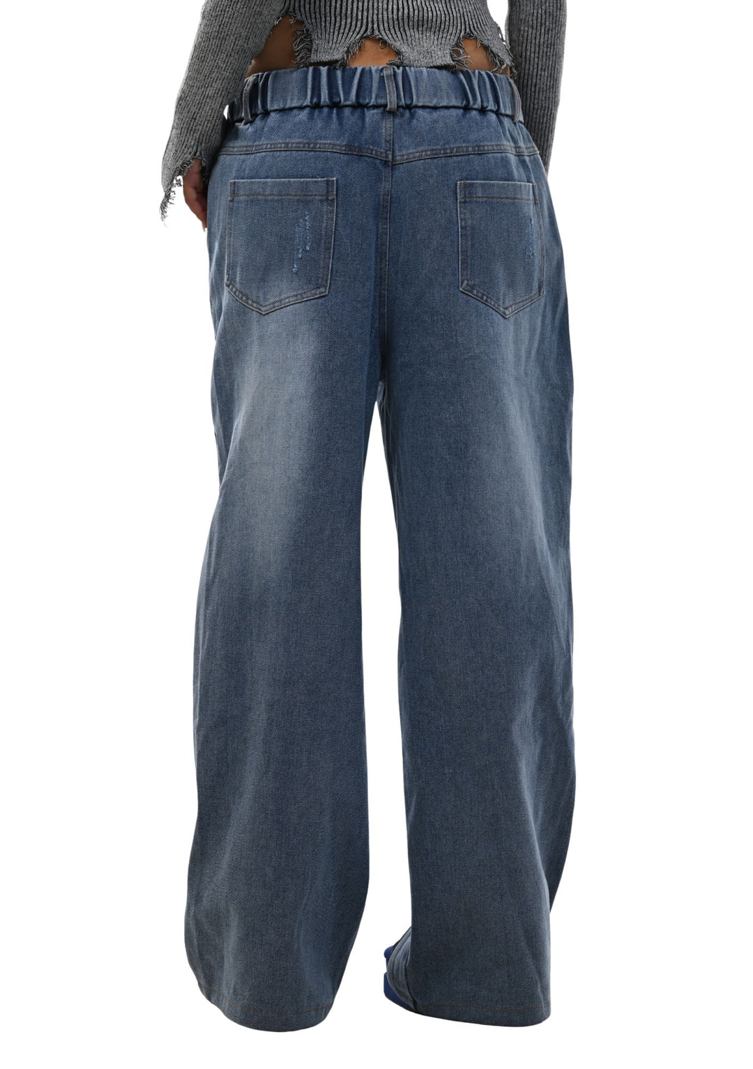 Modern wide-leg flared jeans