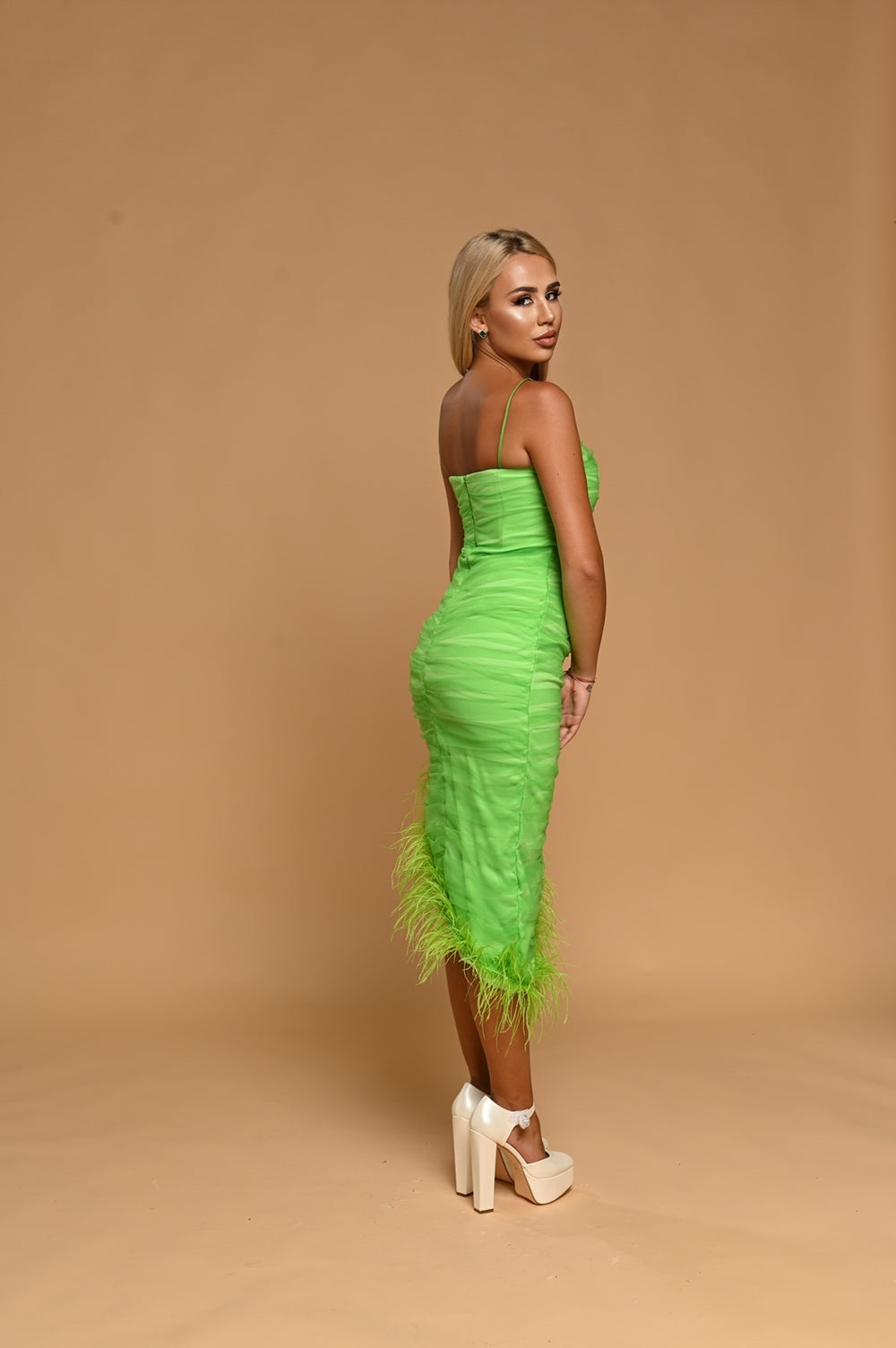 https://yoncy.bg/image/catalog/Website_Banners/нова колекция/BANER/NewFolder 2/viber_image_2022-09-14_17-50-05-151.jpg-1